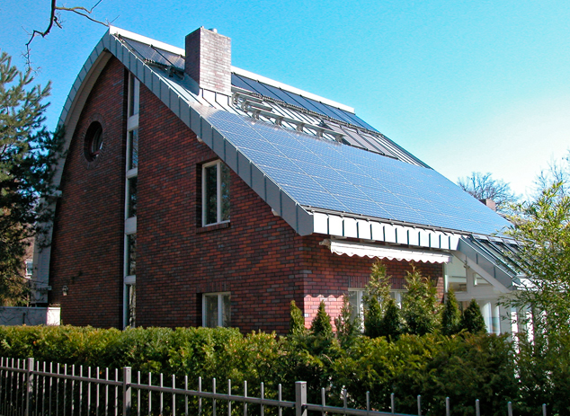 Foto Einfamilien-Solarhaus